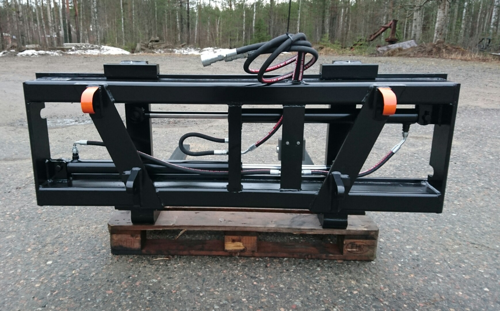 Trukkihaarukka hydraulinen