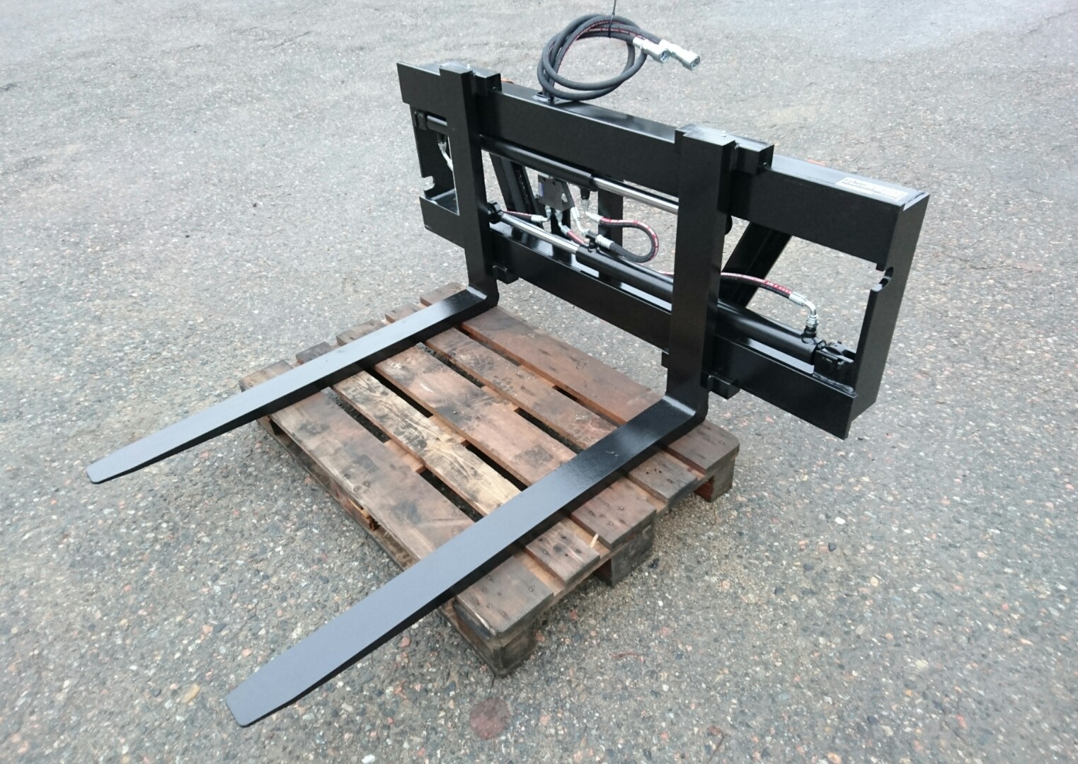 Trukkihaarukka hydraulinen